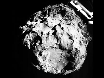 সিক্সটিসেভেনপি নামের ধূমকেতু l ছবি: এএফপি