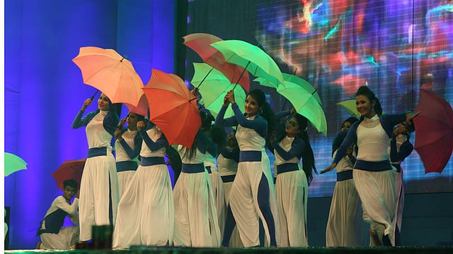 নৃত্যশিল্পীদের পরিবেশনা। ছবি: জাহিদুল করিম