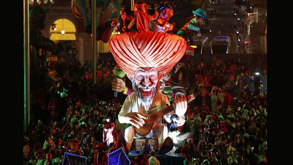 ফ্রান্সে ১৩ ফেব্রুয়ারি ২০১৫ থেকে শুরু হয়েছে নাইস কার্নিভাল। উৎসবের শোভাযাত্রায় অংশ নিয়েছেন হাজারো মানুষ। এই উৎসবটি চলবে মার্চের ১ তারিখ পর্যন্ত। উৎসবে রয়েছে ভিন্ন ভিন্ন নামের বেশ কয়েকটি শোভাযাত্রা ও চলমান মঞ্চ। ছবিটি ফ্রান্সের দক্ষিণ-পূর্বাঞ্চলীয় নাইস এলাকা থেকে তোলা। ছবি: এএফপি