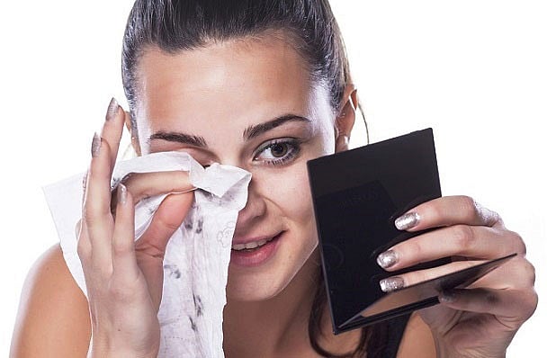 জরুরি বিষয় হলো পরিষ্কার-পরিচ্ছন্ন থাকা, ত্বক পরিষ্কার রাখা। ছবিটি প্রতীকী।