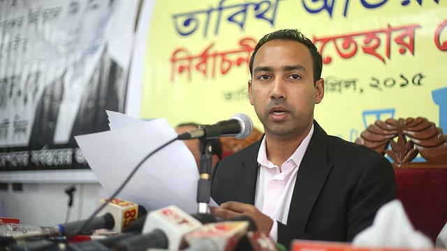 ঢাকা উত্তর সিটি ক​রপোরেশন নির্বাচনে মেয়র পদপ্রার্থী তাবিথ আউয়াল আজ নির্বাচনী ইশতেহার প্রকাশ করেন । ছবি: সাইফুল ইসলাম