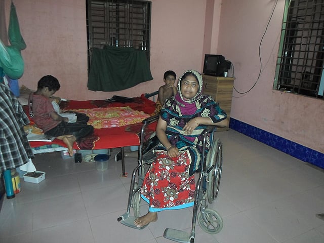 চলাফেরার জন্য হুইল চেয়ারই একমাত্র ভরসা রাবেয়ার। ছবি: আব্দুল্লাহিল ওয়ারিশ