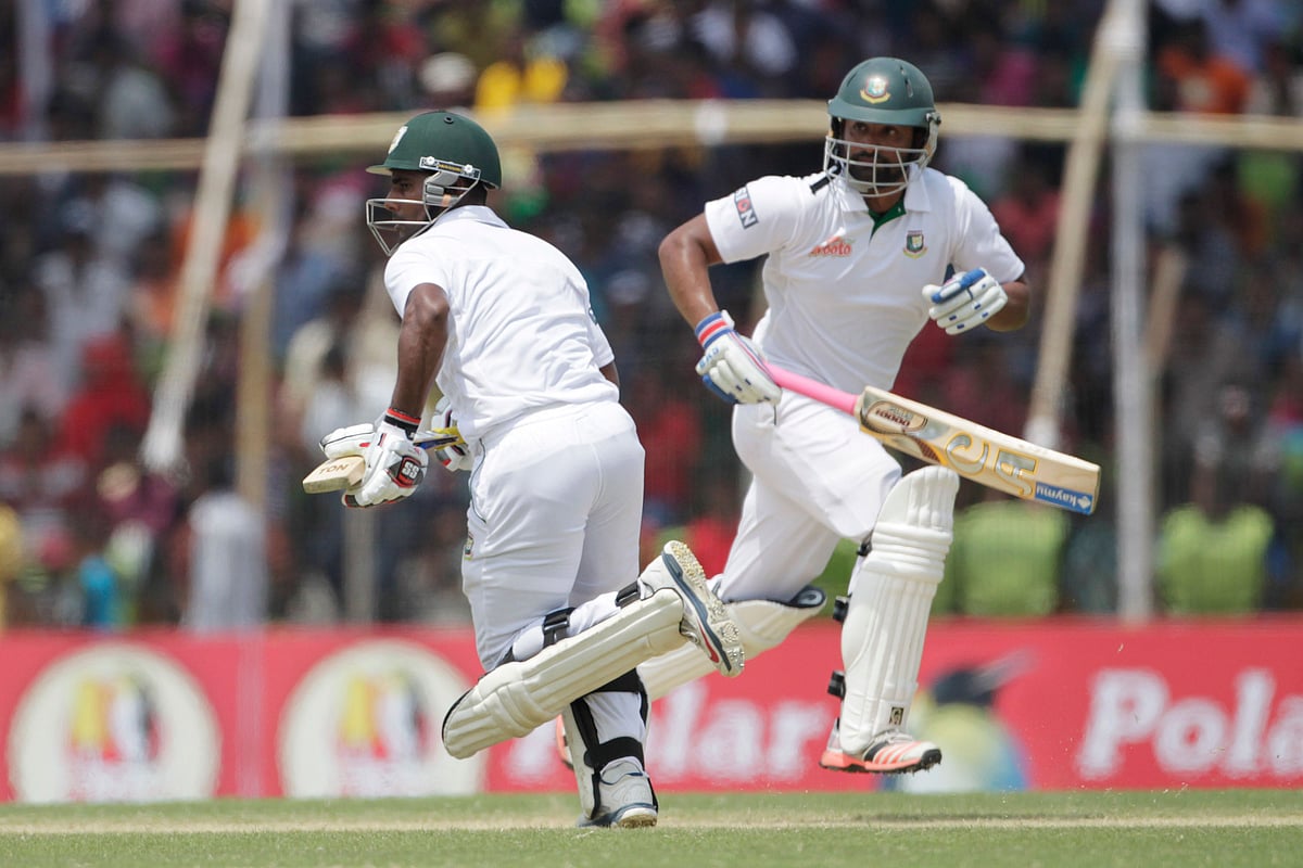 অনেক অনেক রেকর্ডের পাশে নাম লেখানো এক জুটি। ছবি: শামসুল হক