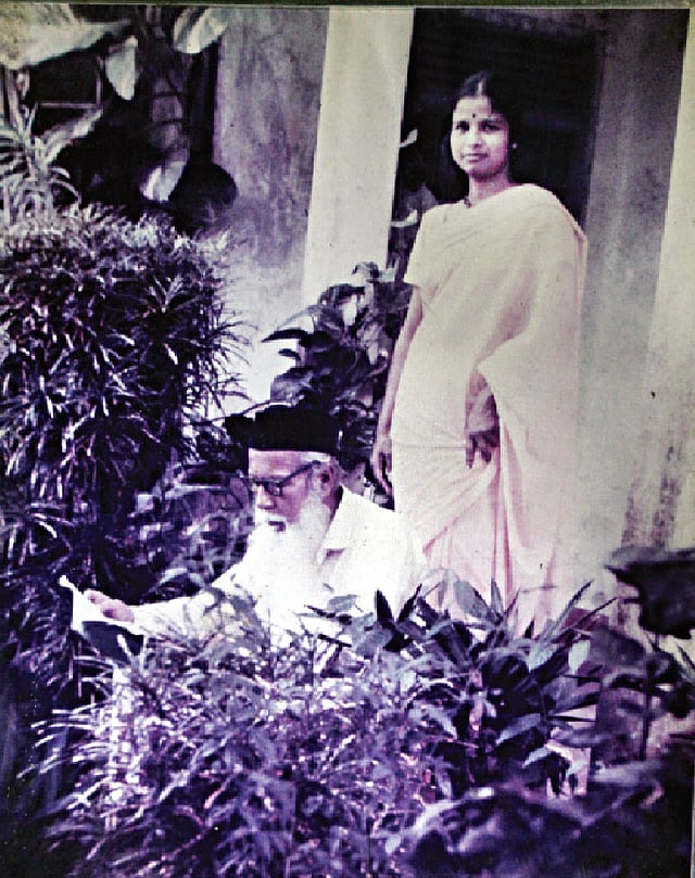 বাবা কাজী মোতাহার হোসেনের সঙ্গে