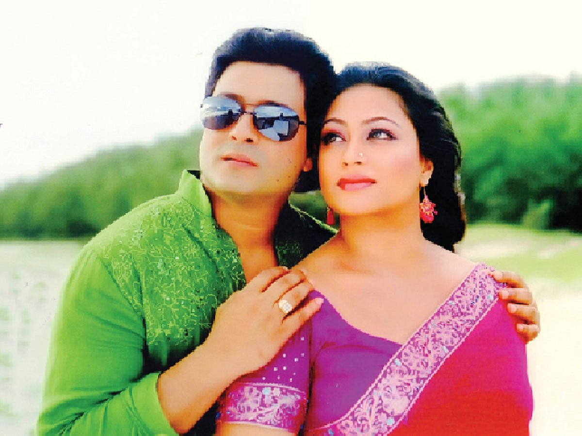 দুই বেয়াইয়ের কীর্তি ছবিতে ফেরদৌস ও পপি