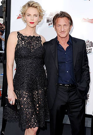 শার্লিজ থেরনের সঙ্গে শ্যন পেন