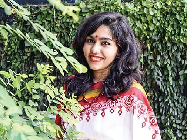 শার্লিন মনজুর