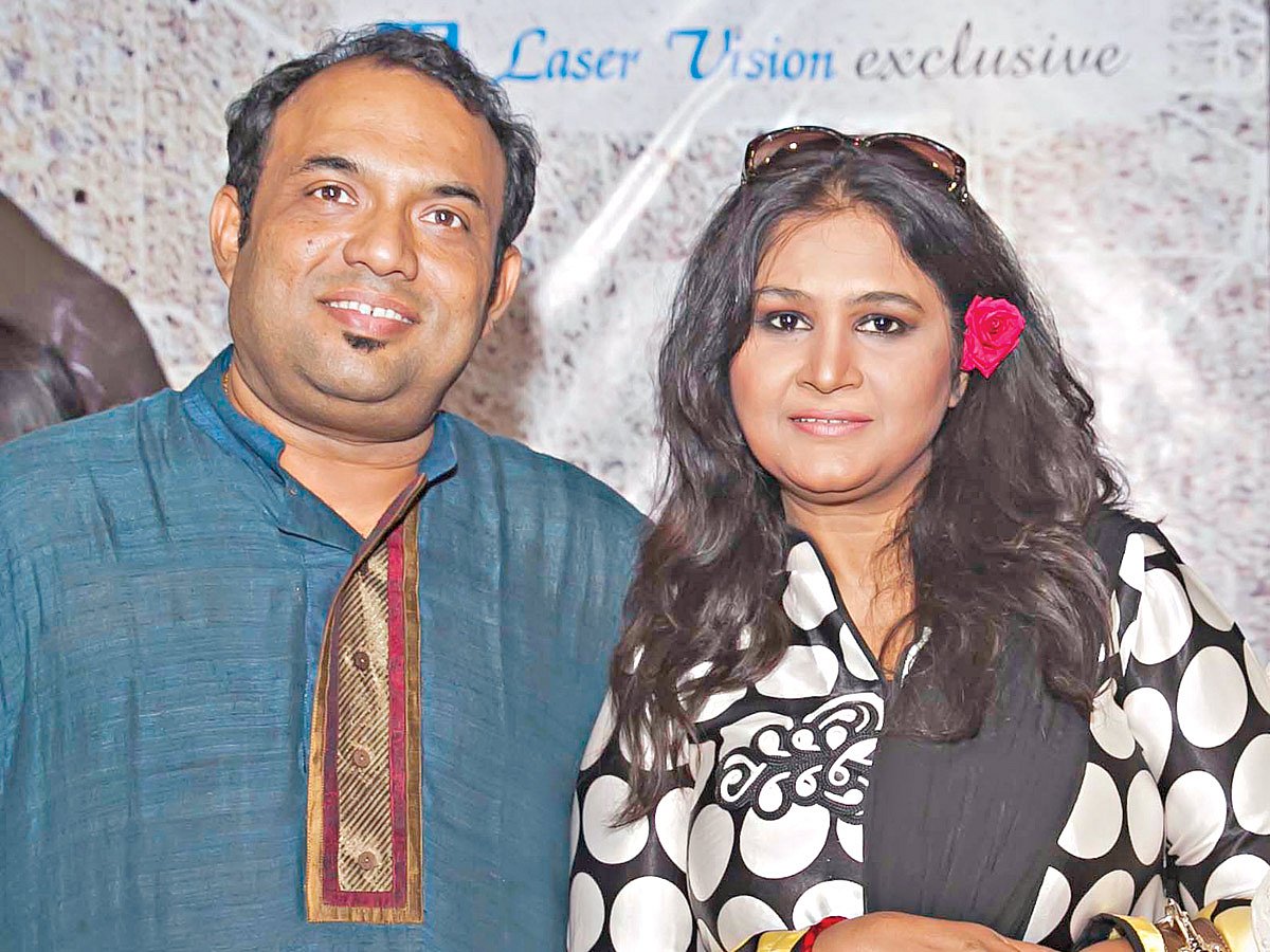 রাঘব চ্যাটার্জি ও সামিনা চৌধুরী