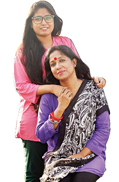 রোকেয়া প্রাচী ও মেয়ে লামিসা রামিস