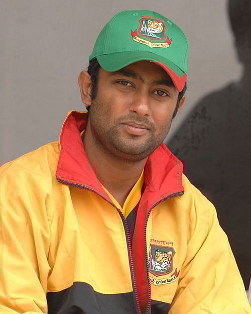 জাতীয় দলের অধ্যায়টা অসম্পূর্ণই থেকে গেল নাফিসের। ছবি: প্রথম আলো