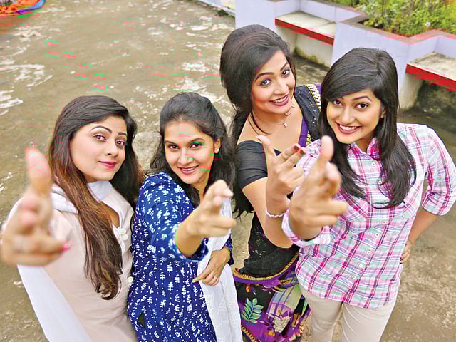 দুষ্টু ছেলের দল ধারাবাহিকের দৃ​শ্য