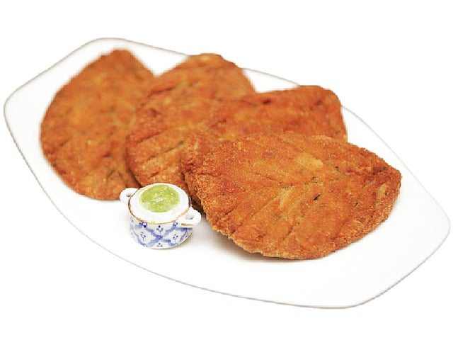 পেটের ​পীড়া এড়াতে ঘরে বানানো খাবার খেতে হবে