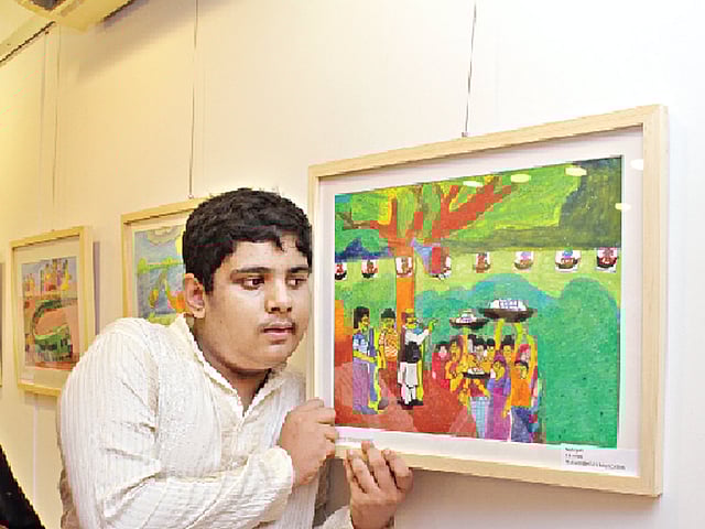 ‘দেখো, এই ছবিটা আমার আঁকা!’