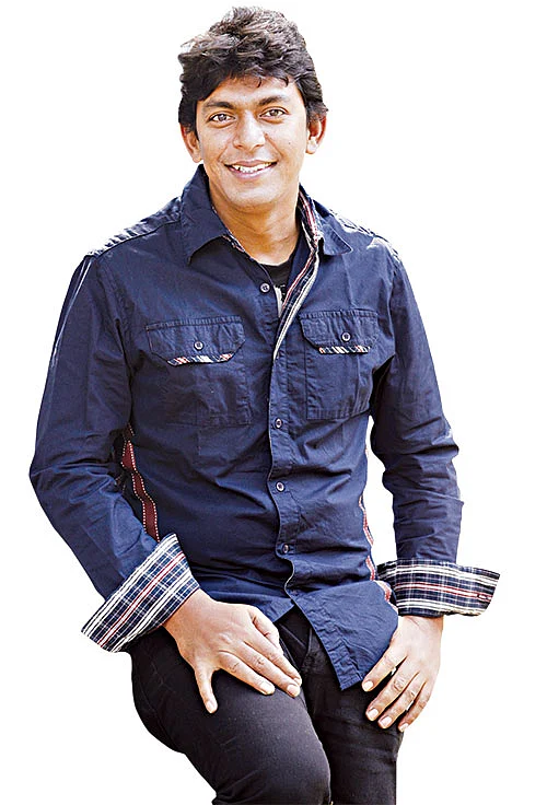 চঞ্চল চৌধুরী