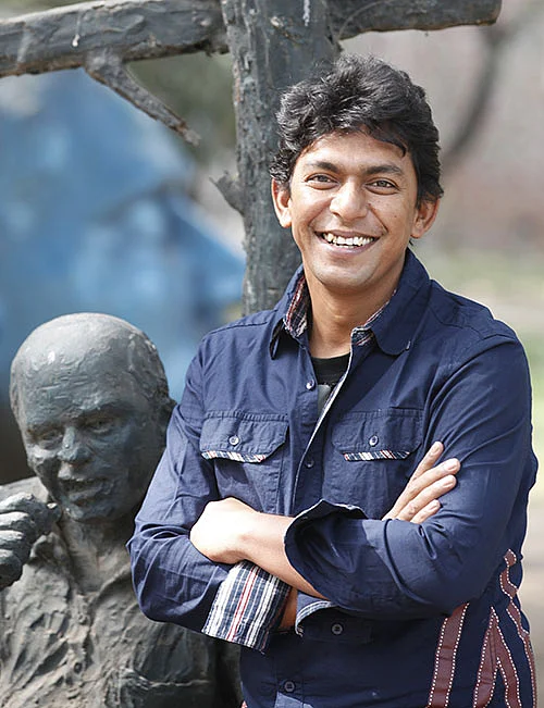 চঞ্চল চৌধুরী
