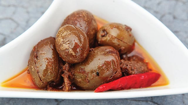 জলপাইয়ের টক-ঝাল-মিষ্টি