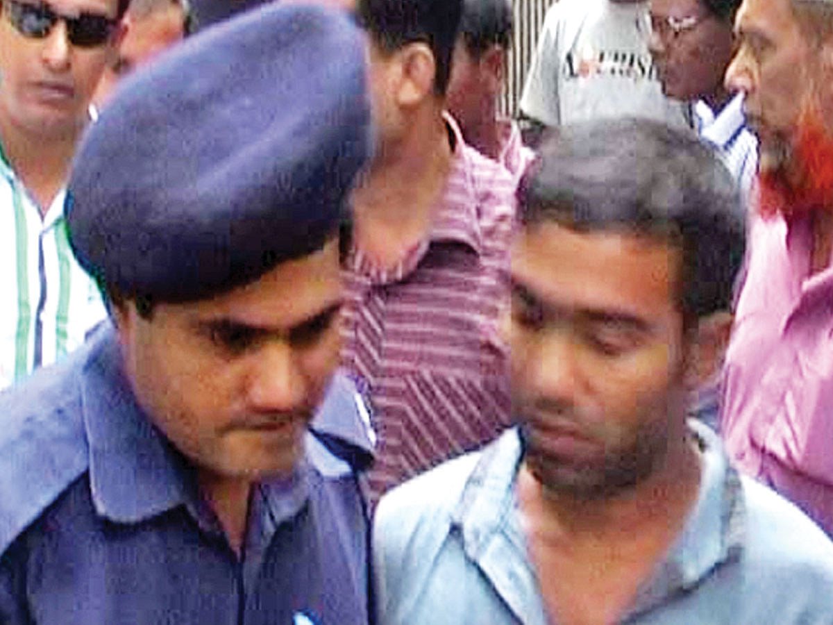 যাজক লুক সরকারকে হত্যাচেষ্টা মামলার মূল আসামি রাকিবুল ইসলাম