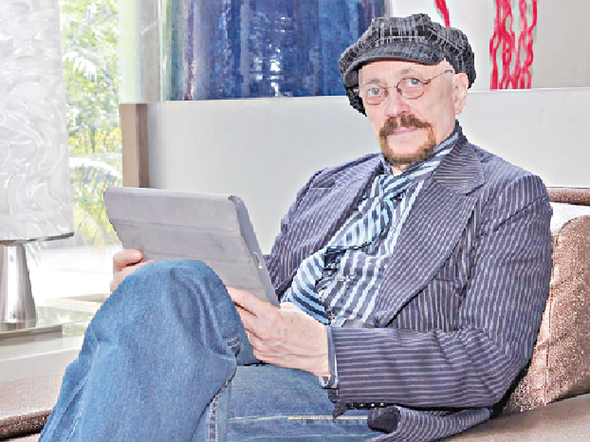নতুন থ্রিডি নটীর পূজার পরিচালক কার্ল বারদোশ