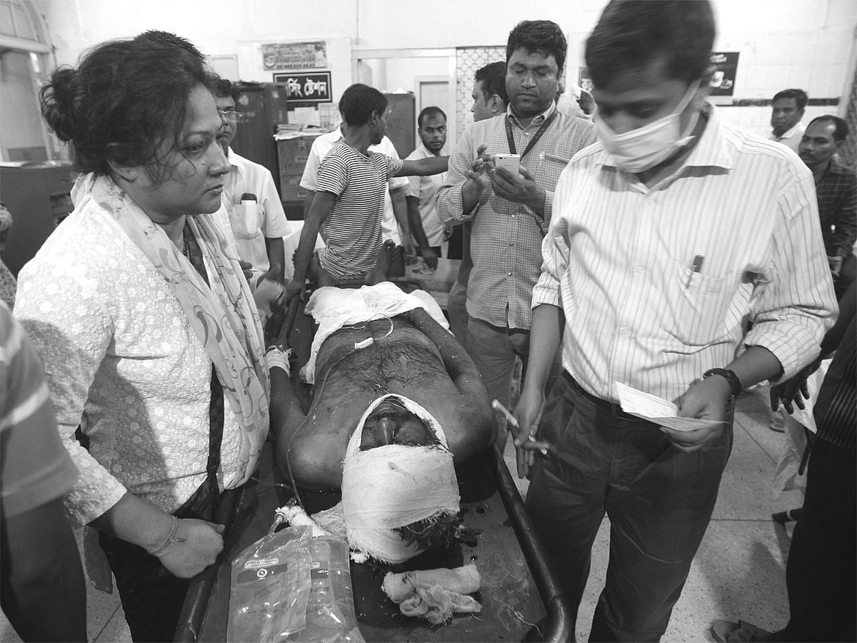 নিরাপত্তাহীনতার কথা জানানোর পরও তাঁরা কীভাবে হামলার শিকার হন