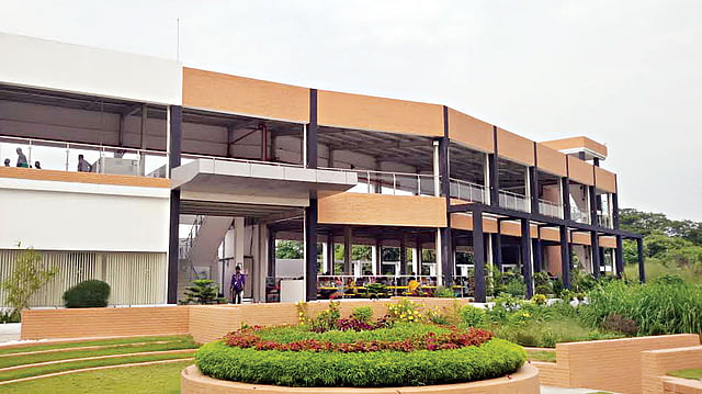 নারায়ণগঞ্জের সবুজ কারখানা প্লামি ফ্যাশন লিমিটেড