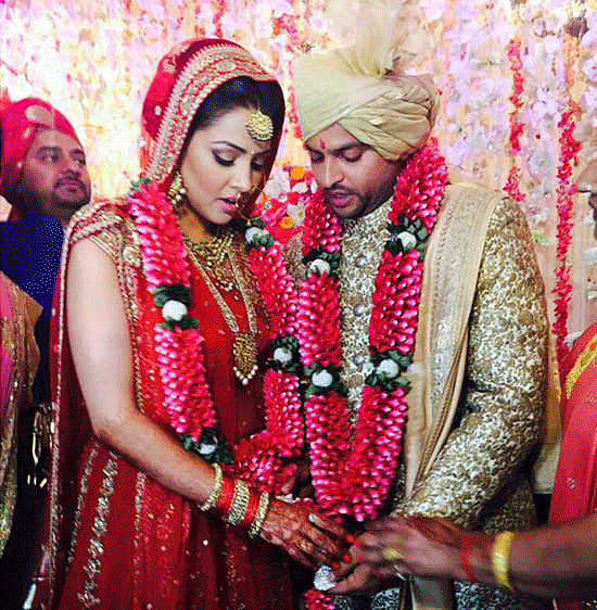 সুরেশ রায়না ও প্রিয়াঙ্কা চৌধুরী। ছবিটি সুরেশ রায়না টুইটার থেকে সংগৃহীত