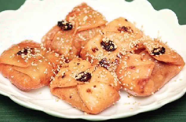 কিশমিশ লবঙ্গ-লতিকা