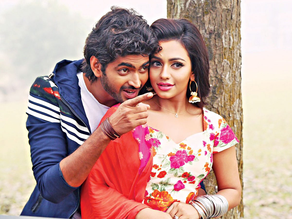 ওম ও নুসরাত ফারিয়া