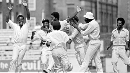 একসময়ের ওয়েস্ট ইন্ডিজ ছিল অজেয় এক দল, আজ সে স্মৃতিতে ধুলোর আস্তরণ। সংগৃহীত ছবি