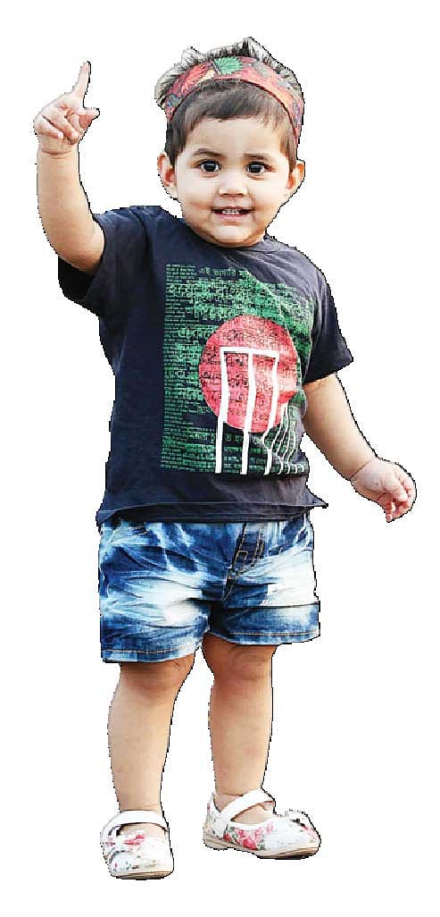 মডেল: মায়িশা