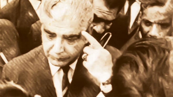 মার্চ ১৯৭১: ঢাকা বিমানবন্দরে নেমে ইয়াহিয়া খান বললেন, ‘মেরা দেমাগ মে তো কুছ নেহি আতা’। ছবি: রশীদ তালুকদার