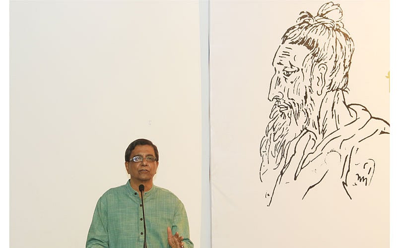 রাজধানীর ধানমন্ডি ২৭-এ বেঙ্গল শিল্পালয়ে ‘লালন ফকিরের সাধনা’ শীর্ষক আলোচনা সভার আয়োজন করে প্রথম আলো। ভারতের সাবেক পররাষ্ট্রসচিব, বাংলাদেশে নিযুক্ত ভারতের সাবেক হাইকমিশনার অধ্যাপক মুচকুন্দ দুবে এ আলোচনা সভায় বক্তব্য দেন। সভায় সূচনা বক্তব্য রাখছেন প্রথম আলোর সম্পাদক মতিউর রহমান। ছবি: আশরাফুল আলম