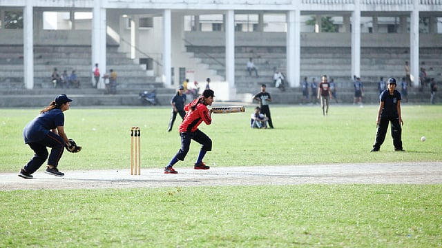 শুরু থেকে শেষ পর্যন্ত পুরো ম্যাচেই ছিল টানটান উত্তেজনা। ছবি: খালেদ সরকার
