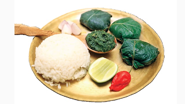লাউপাতায় চ্যাপা ভর্তা
