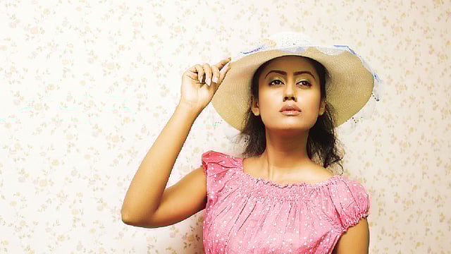 টুপি রোদ থেকে মাথাও বাঁচায়, যোগ করে স্টাইলও