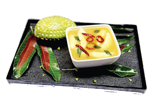 কাঁচা আমের ডাল