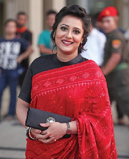 অপি