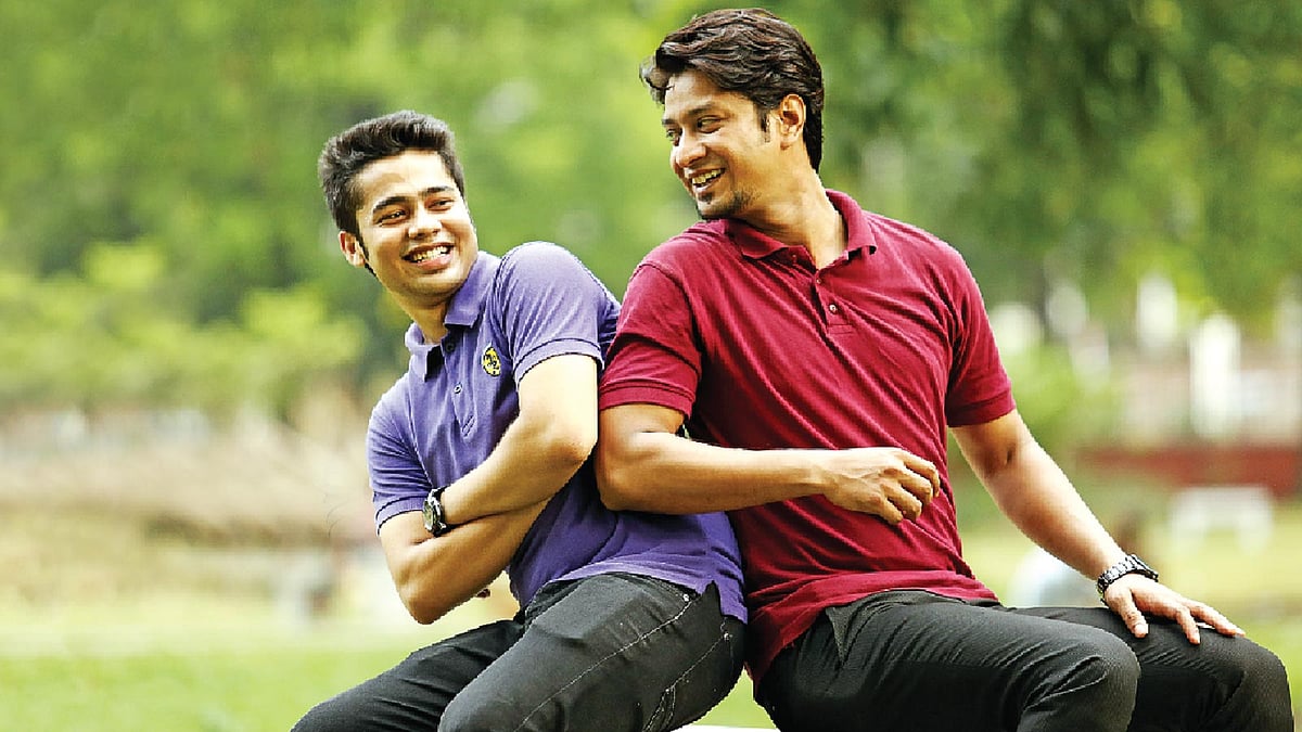শালা-দুলাভাই আসলে মধুর সম্পর্ক। মডেল: রিয়াদ ও হৃদয়, ছবি: সুমন ইউসুফ