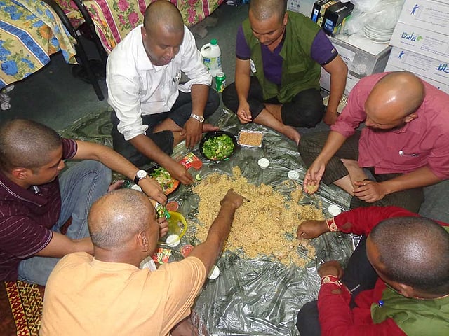 সৌদি খাবার ‘খেপসা’