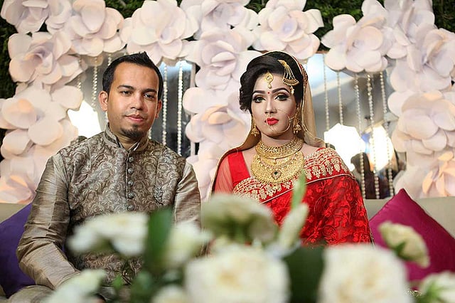 একসঙ্গে অপু ও মাহি। ছবি: খালেদ সরকার