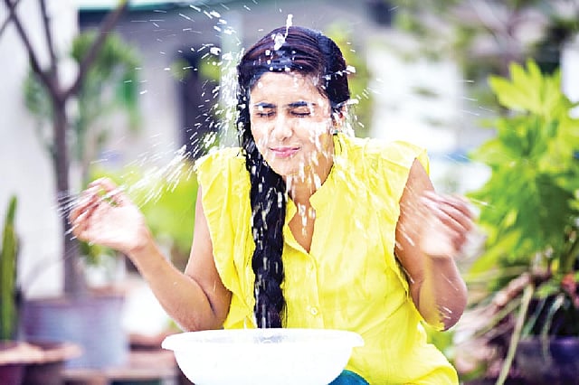 ত্বক পরিষ্কার রাখলে সমস্যা অনেকটাই কমে যায়