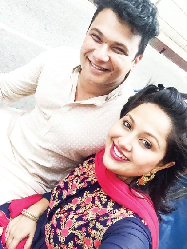 ঈদের দিন রিকশায় ঘুরেছেন নাঈম ও নাদিয়া