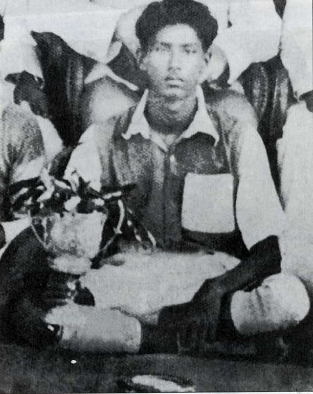 ফুটবল জার্সি পরিহিত বঙ্গবন্ধু, ১৯৪০