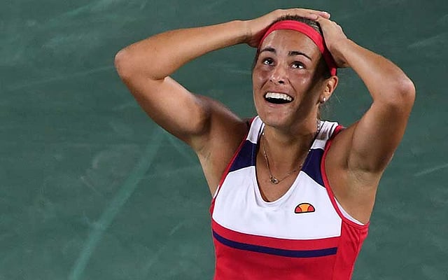 দেশকে প্রথম সোনার পদক এনে দিয়েছেন পুইগ। ছবি: এএফপি