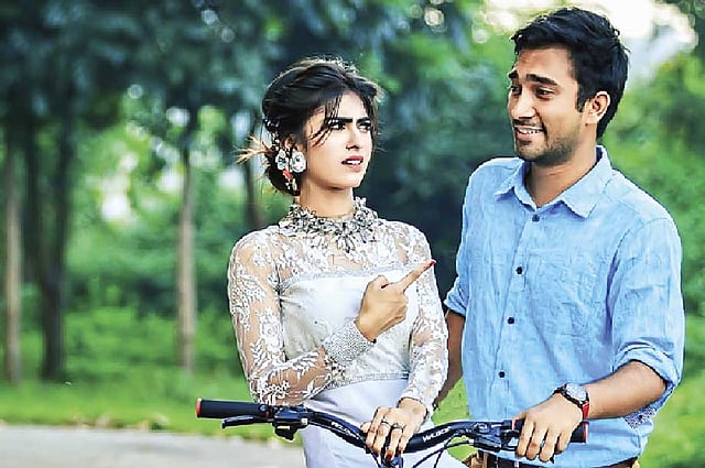 টেলিছবি ইটস মাই লাভ স্টোরি-এর দৃশ্যে শখ ও জোভান। এটি মাছরাঙা টেলিভিশনে দেখানো হবে ঈদের দ্বিতীয় দিন রাত ১১টা ৩০ মিনিটে। রাজিউল হুদার রচনায় নাটকটি পরিচালনা করেছেন মাবরুর রশীদ।