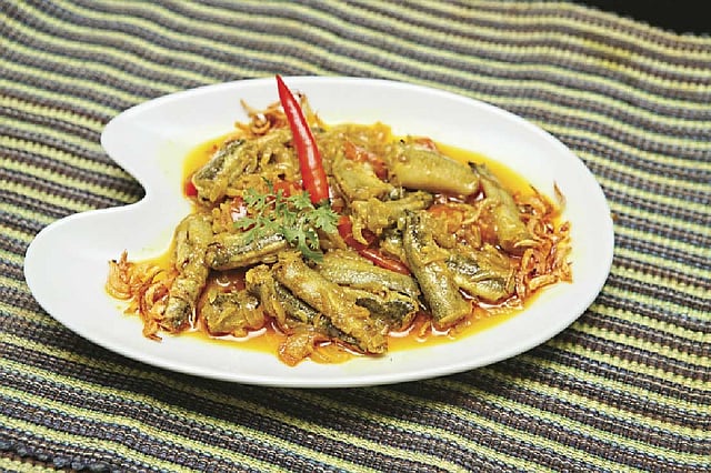 বাইম মাছের দোপেঁয়াজি