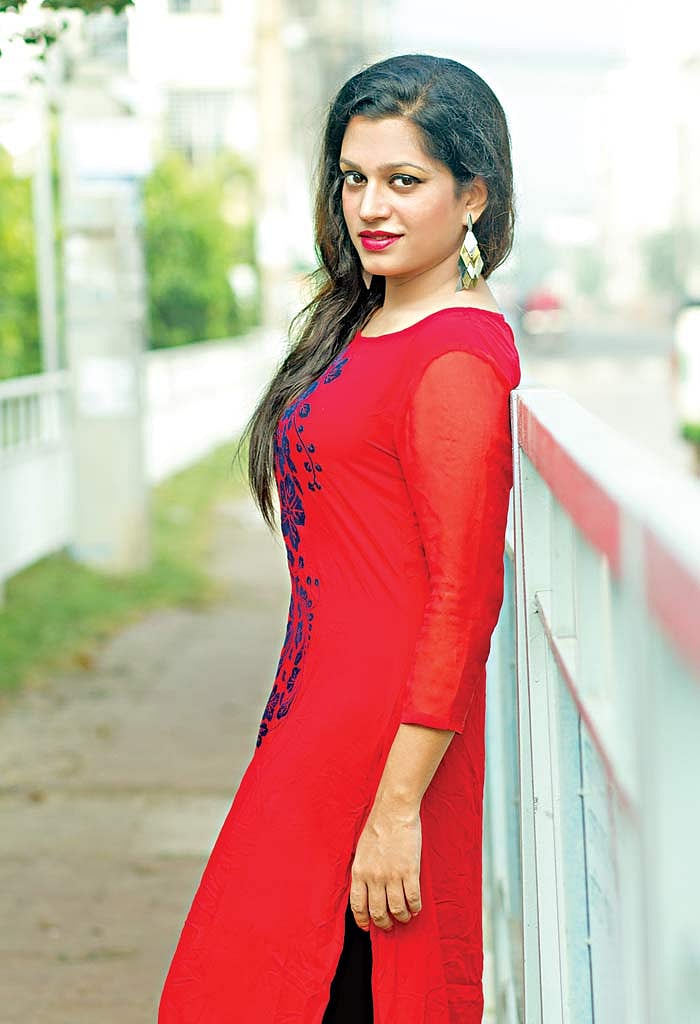 মঞ্চের মানুষ তিতান চৌধুরী এখন পুরোদস্তুর ব্যস্ত টেলিভিশন নাটকে