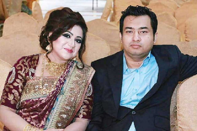 চৈতি-মিলটন দম্পতি