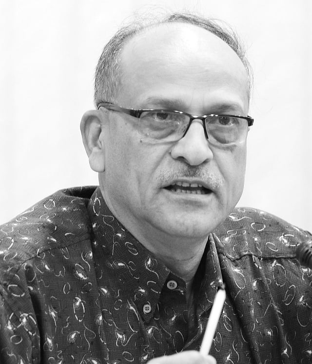 এম আমজাদ হোসেন