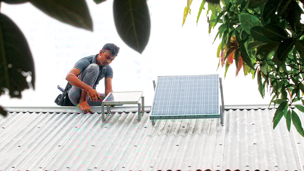 নবায়নযোগ্য জ্বালানির প্রসারে বাজেটে কী করা উচিত?