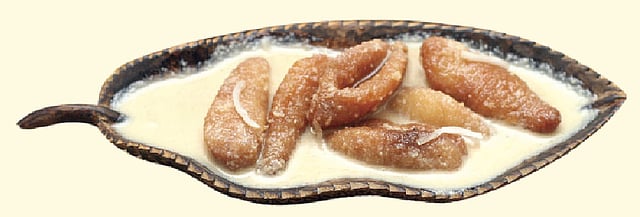 দুধ খেজুরের রসে ঝিনুক পিঠা